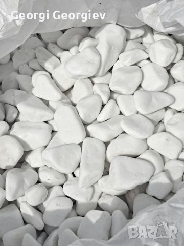 Бели камъчета , снимка 1 - Декорация за дома - 45874241