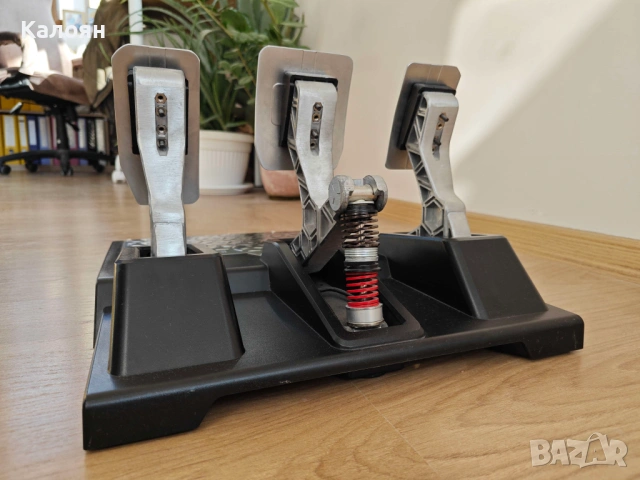 Педали Thrustmaster T-LCM, снимка 3 - Аксесоари - 53512921