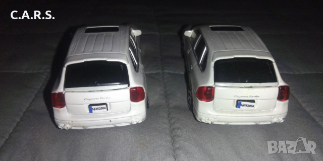 Bburago Porsche Cayenne White - Мащаб 1:43, снимка 3 - Колекции - 52898425