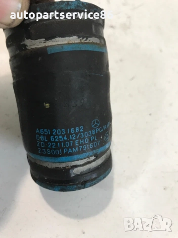 Маркуч за охладителна течност за Mercedes W906 Sprinter 2.2 Om651 (2009-2012) A6512031682, снимка 3 - Части - 54024845