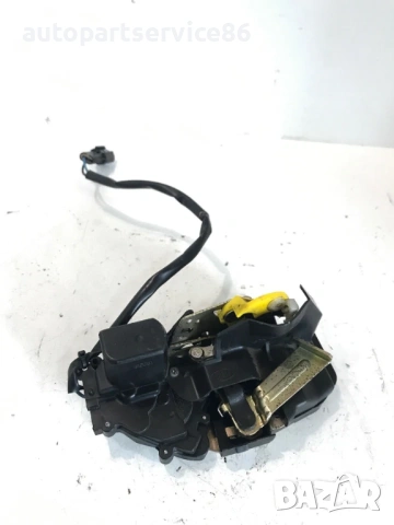 Брава за задна лява врата за KIA Carens (2002-2006), снимка 2 - Части - 53453311