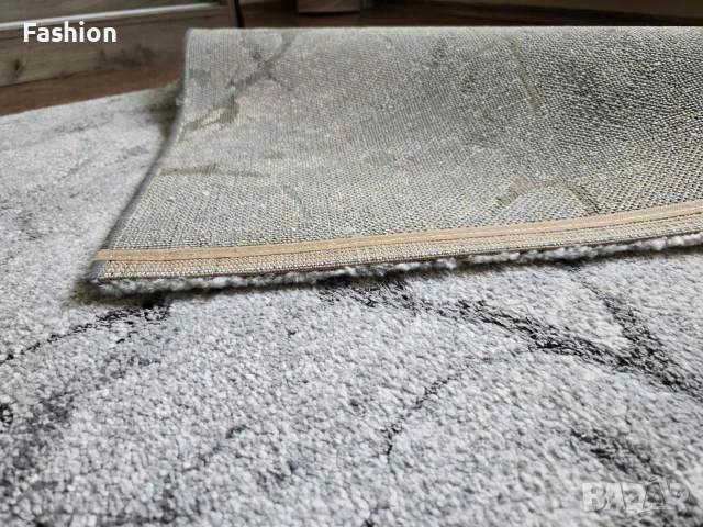 Уникален килим, снимка 9 - Килими - 53316062