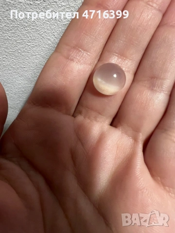 Лунен камък- естествен