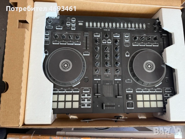 DJ контролер ROLANS DJ-505, снимка 3 - Ресийвъри, усилватели, смесителни пултове - 54079718