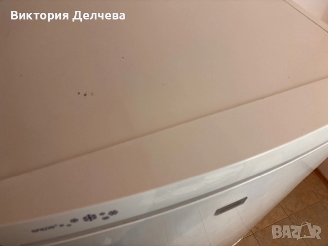 Хладилник ZANUSSI, снимка 9 - Хладилници - 52327243