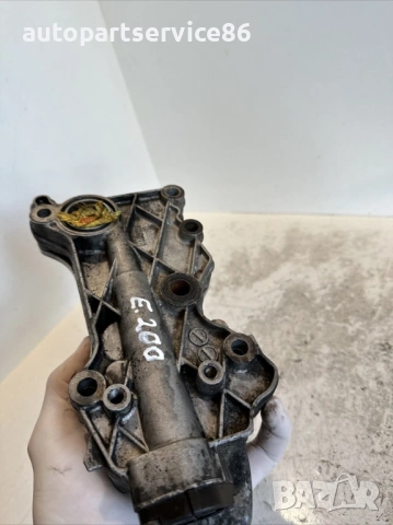 Маслен охладител за Mercedes W212 2.2 CDI (2012) A6511800665, снимка 2 - Части - 53875816