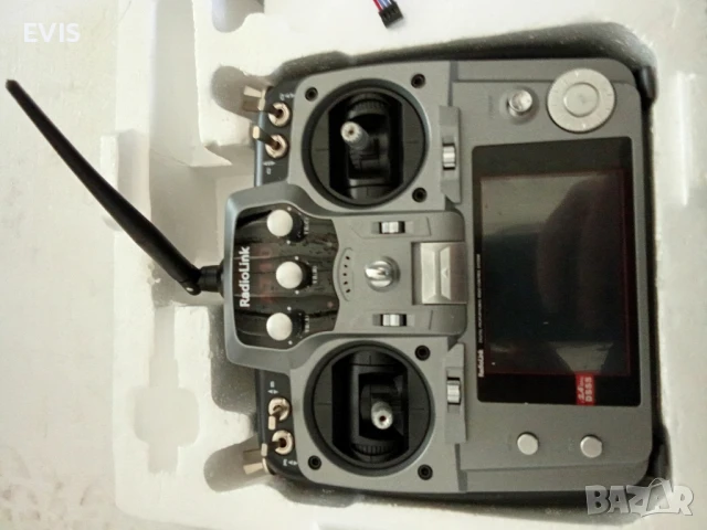 Продавам Radiolink AT10 – 10-канален цифров пропорционален R/C предавател, снимка 1