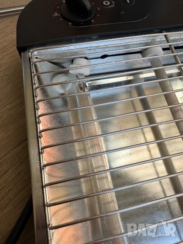 Хоризонтален Тостер с Модерен Дизайн - Cecotec EasyToast Basic 08010, 900W, за Хляб, Кроасани и др!, снимка 3 - Тостери - 50578505