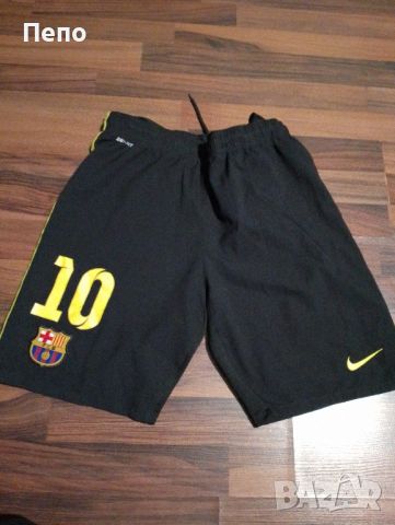 Гащи  Nike , снимка 1 - Детски къси панталони - 45952823