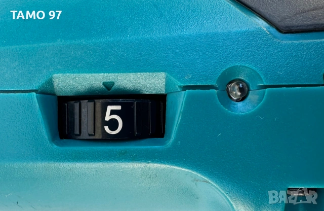 Makita DTM51 - Акумулаторен реноватор 18V като нов!, снимка 6 - Други инструменти - 53224068