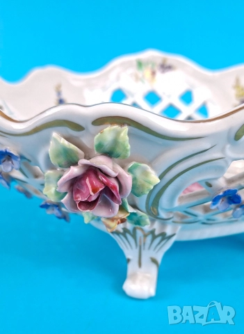 Ажурна фруктиера с релефни цветя - Sandizell, Dresden, 60-те г., снимка 7 - Други - 52991614