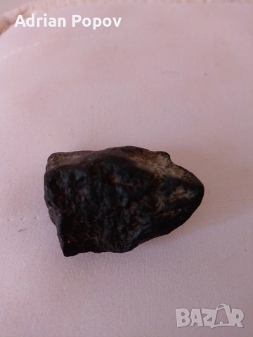 Метеорит хондрит, снимка 2 - Други ценни предмети - 53901042