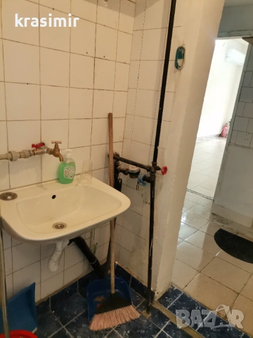 Магазин на много оживено място в центъра на  Княжево, снимка 7 - Магазини - 53610478