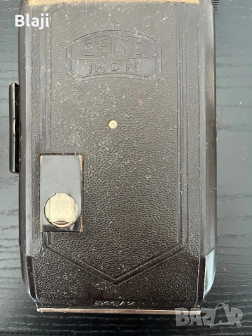 Стар фотоапарат, снимка 10 - Антикварни и старинни предмети - 53792980