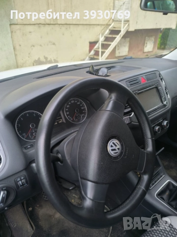 VW - Tiguan, снимка 4 - Автомобили и джипове - 52586130