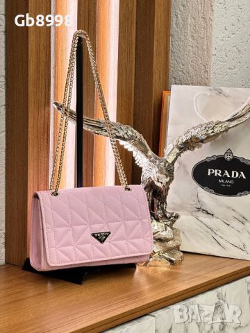 Чанта Prada, снимка 5 - Чанти - 46738086