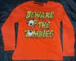 Тенисеа с дълъг ръкав Beware of Zombies, снимка 1