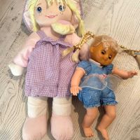 Детски кукли Simba и спяща кукла, снимка 1 - Кукли - 45439436