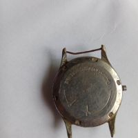 Часовници , снимка 2 - Антикварни и старинни предмети - 45253536