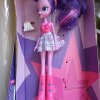 Нова кукла Pony, снимка 1 - Кукли - 44949857