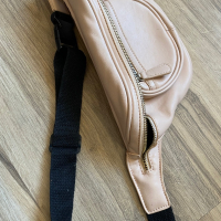 Оригинална ефектна чанта за през рамо FOREVER 21 ! , снимка 8 - Чанти - 45025414