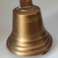 Месингова камбана, снимка 1 - Антикварни и старинни предмети - 44936530