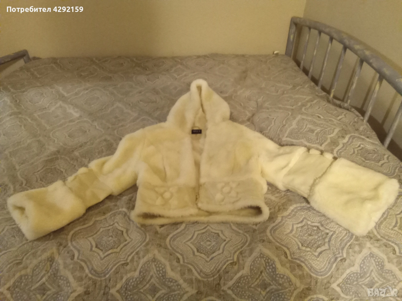 Дамско зимно яке ,стои страхотно,обличано 2 пъти, снимка 1