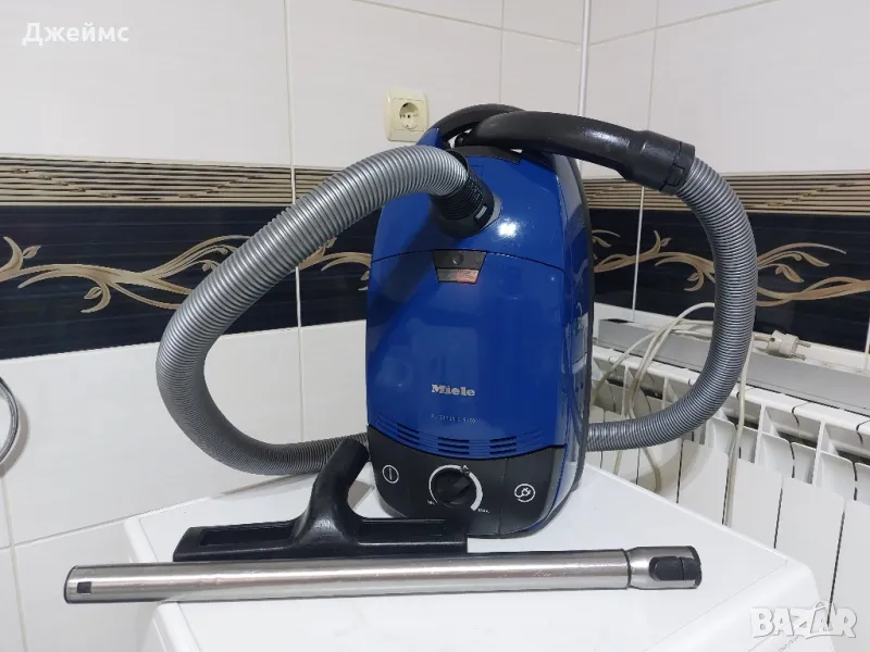 Прахосмукачка Miele 1800W , снимка 1