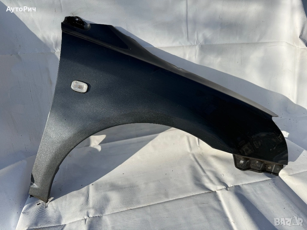 Десен Калник Toyota Avensis T250 /2003-2006г./, снимка 1