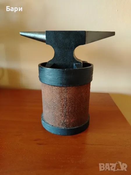 Стара малка бижутерска наковалня, снимка 1