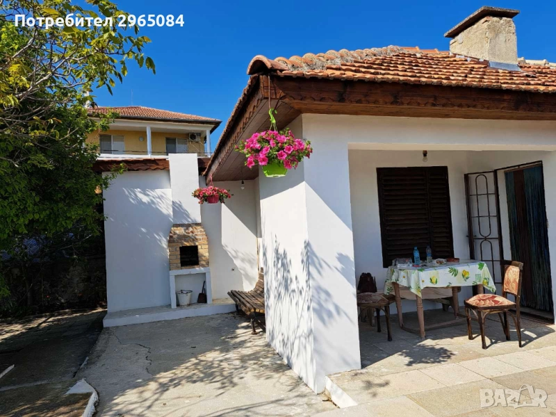 Вила под наем на улица Любен Попов - Варна, снимка 1