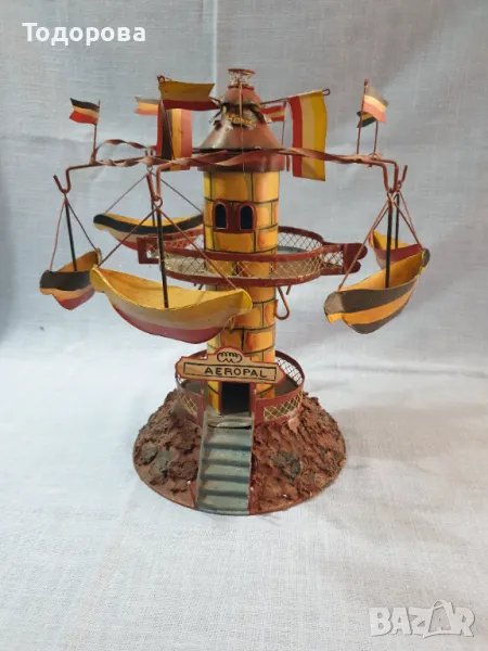 Антична ламаринена детска играчка, снимка 1