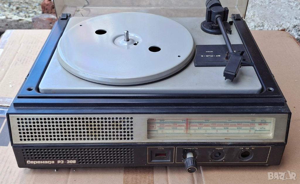 Радиограмофон Серенада РЗ 308, снимка 1