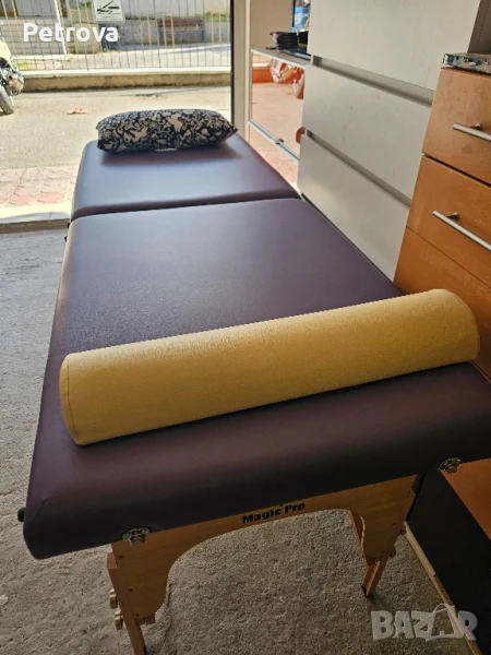 Продавам масажна кушетка Magic Pro и обурудване , снимка 1