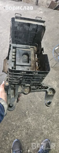 Стойка за акумулатор за Фолксваген голф 5 , снимка 1