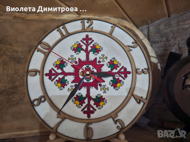 Бродирани стенни часовници, снимка 2 - Декорация за дома - 53885865