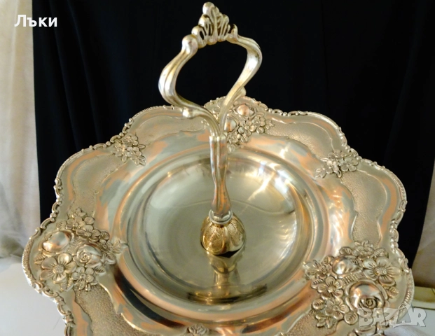 Посребрен поднос,плато на два етажа 47 см., 1.9 кг.,рози,барок. , снимка 3 - Антикварни и старинни предмети - 51826703