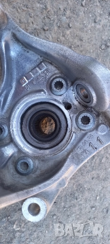 Преден десен шенкел за VW Passat B6, снимка 2 - Части - 51871613