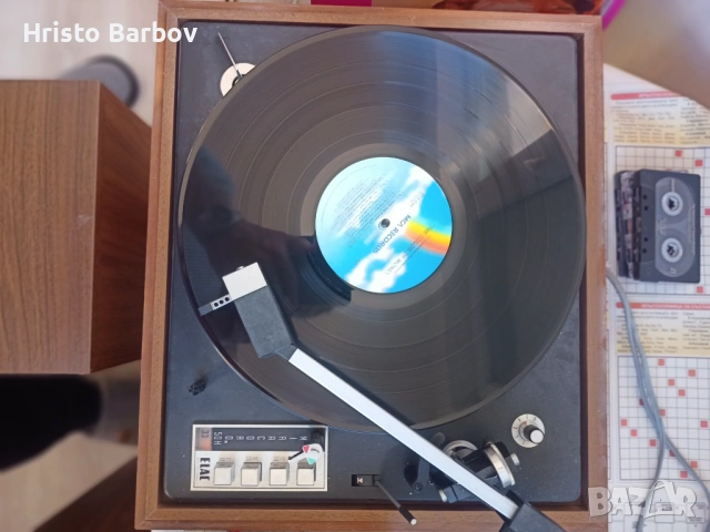 ELAK MIRAKORD 50H2, снимка 3 - Грамофони - 53647090