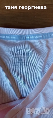 потник за тичане nike, снимка 2 - Потници - 50679538