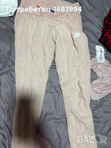 долнище на Nike