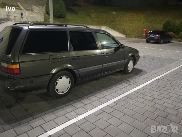 VW Passat 2.0, снимка 3 - Автомобили и джипове - 48459528