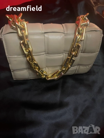 Дамска чанта Ботега / Bottega Veneta- реплика, снимка 4 - Чанти - 51749752