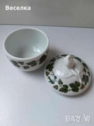 Захарница Hutschenreuther с декор "Лозови листа", снимка 2 - Аксесоари за кухня - 50965215