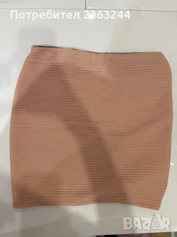 Пола Bershka, снимка 3 - Поли - 50502478