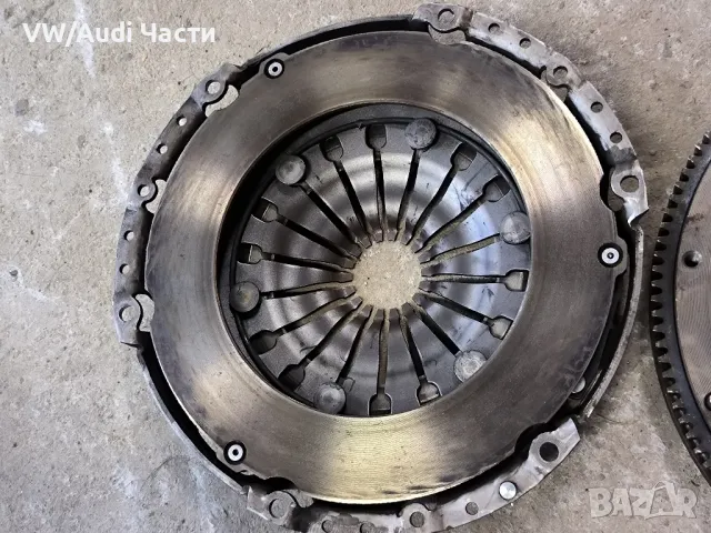 Комплект съединител с маховик за Голф 5 1.6 фси Volkswagen Golf 5 1.6 FSI R030105271D, снимка 3 - Части - 50338768