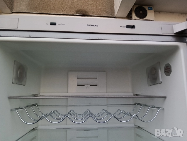 XXL иноксов комбиниран хладилник с фризер Сименс Siemens с две години гаранция!, снимка 6 - Хладилници - 52543974