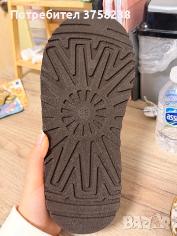 Реплика обувки ugg неизползвани, снимка 2 - Дамски ежедневни обувки - 53038170