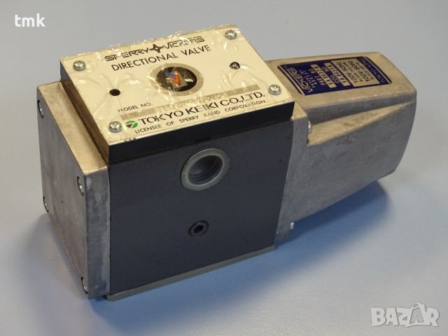 Хидравличен разпределител Sperry Vickers DG4S4-012A-52-JA-LA directional valve 100V, снимка 1 - Резервни части за машини - 45239600