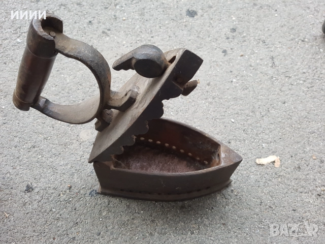 Ютия на жар-отлична , снимка 2 - Антикварни и старинни предмети - 52664113